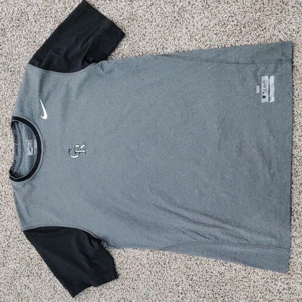 Nike MLB Team Genuine Merchandise Colorado Rocky Shirt Large